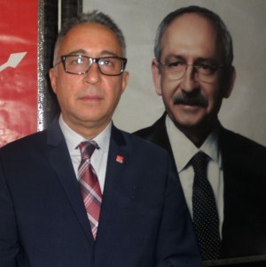 Alaşehir CHP'de Ahmet Akgündüz Güven Tazeledi