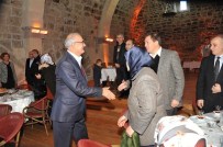 SAMSUN EMNIYET MÜDÜRÜ - Tarihi Han'da Pazar Buluşması