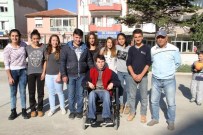 AKÜLÜ ARABA - Altınova'da Engelli Gencin Akülü Sandalye Sevinci