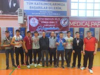 BİLEK GÜREŞİ - Gençler Bilek Güreşi Yarışmasında Gölköy Altın Madalyaları Topladı