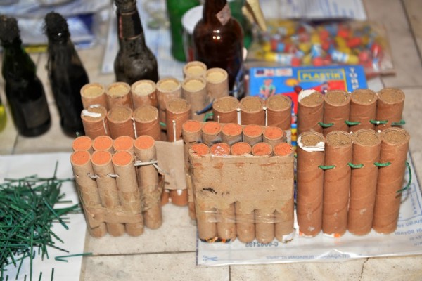 Parti Binası Değil Cephanelik