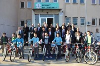 Biga'da Okullara Bisiklet Dağıtıldı