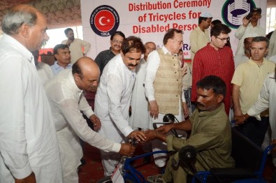 Pakistan'da Engeller TİKA İle Aşılıyor