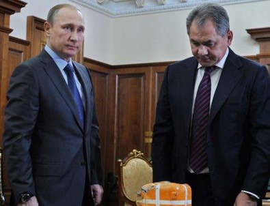 Putin'den kara kutu açıklaması