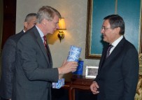 BÜYÜKELÇİLER - Büyükelçilerden Başkan Gökçek'e Ziyaret