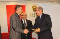 BASIN KURULUŞU - Denizli'de 5 Gazeteciye Sürekli Basın Kartı