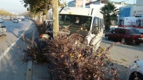 KıZıLYER - Denizli'de Trafik Kazası Açıklaması 10 Yaralı