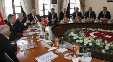 Fırat Kalkınma Ajansı'nın 2015 Yılı Son Toplantısı Elazığ'da Yapıldı
