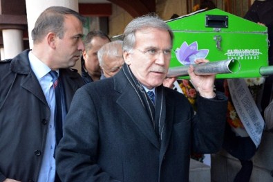 Leyla Dizdar Son Yolculuğuna Uğurlandı