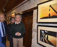 ARA GÜLER - Usta Fotoğraf Sanatçılarının Eserleri Kuşadası'nda Sergileniyor