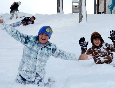 İstanbul ve Ankara'da okullar tatil edildi