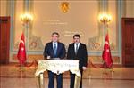 Abdullah Gül'den Vali Vasip Şahin’e Ziyaret