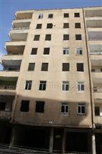 ŞEYH ŞAMIL - Bağlar Belediyesi Hasarlı Bir Binanın Yıkımını Gerçekleştirdi