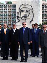 Erdoğan Küba’da Resmi Törenle Karşılandı