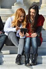 KABLOSUZ İNTERNET - İzmir Meydanlarına 'kablosuz İnternet'Keyfi