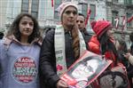 DEMET AKALIN - Mersin’de Öldürülen Üniversiteli Genç Kız İçin Protesto Gösterisi