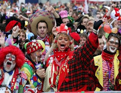 Almanya’da Terör Korkusu Karnavalı İptal Ettirdi