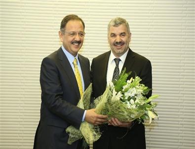 Özhaseki Görevi Çelik'e Devretti