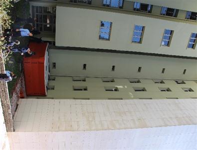 Alanya Adliyesi'nde İntihar Girişimi