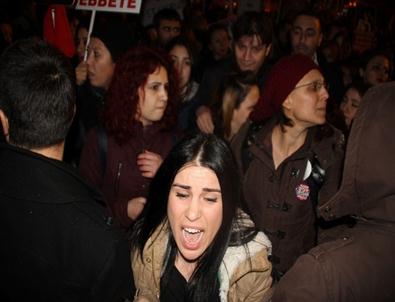 Bursa’da 5 Bin Kişi Özgecan İçin Yürüdü