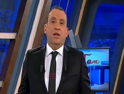 Erkan Tan: CHP olarak Özgecan'ın ardından dans ediyorsunuz demek ki...