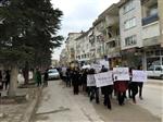 DERVİŞ EROĞLU - Özgecan Cinayeti Yenişehir'de Protesto Edildi