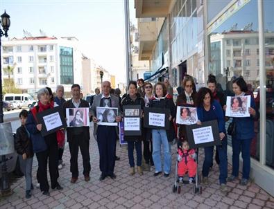 Dalamanlı Kadınlar Özgecan İçin Yürüdü