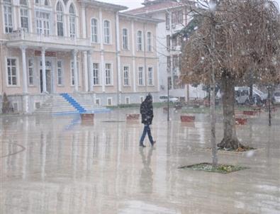 Tekirdağ Güne Karla Başladı