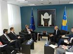 SIĞINMA HAKKI - Ab Temsilcisi Hahn Kosova Başbakanı Mustafa İle Görüştü