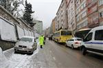 BELEDIYE OTOBÜSÜ - Belediye Otobüsü Kaydı, Trafik Kilitlendi