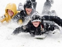 KAR TATİLİ - İstanbul'da okullar tatil edildi