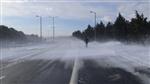 Silivri’de Buzlanan Yollar Sürücülere Zor Anlar Yaşattı