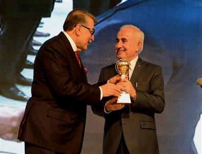 Siyaset Dergisi’nden Edirne’ye İki Ödül Birden Geldi