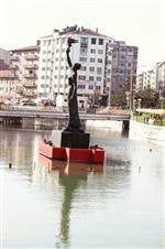 PORSUK - Eskişehir'in 'karakız'Heykeli Restore Ediliyor