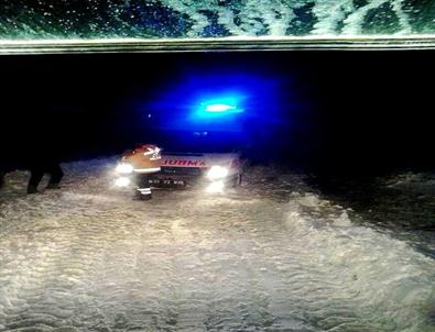 Emirdağ’da 112 Acil Servis Ekiplerinin Karla İmtihanı