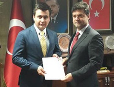 Osman Gökçek, milletvekili aday adaylığı için başvurdu