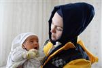 KAR KÜREME ARACI - Sarılık Hastası Bebeği Kurtarmak İçin Karla Savaş