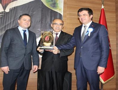 Bakan Zeybekci Vergi Rekortmenlerini Ödüllendirdi