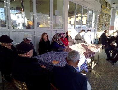 Ak Partili Aday Adayı Şimdiden Oy İstemeye Başladı