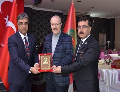 Gazilerden Kafaoğlu'na Plaket