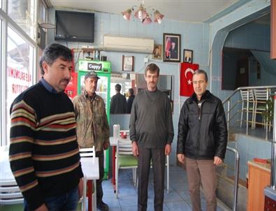 Özgecan İçin Duran Adam Eylemi