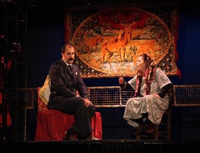 Eskişehir Büyükşehir Belediyesi Şehir Tiyatroları'na İki Ödül