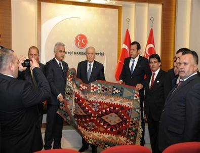 Bahçeli, Mhp Adana İl Teşkilatı’nın Yeni Yönetimini Tebrik Etti