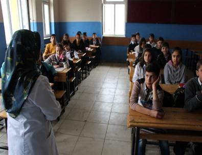 28 Şubat Mağduru Zekiye Öğretmen Silopi’de Göreve Başladı