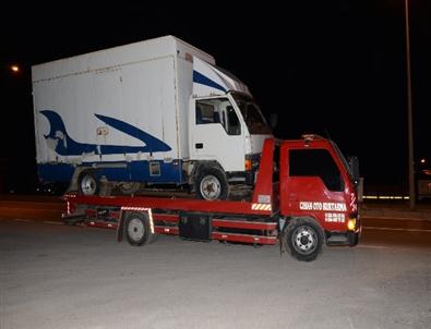 Çalıntı Kamyonet İhbarı Polisi Alarma Geçirdi