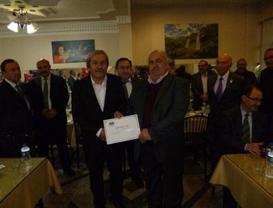 Osmaneli'de 40 Yılını Dolduran Mükelleflere Onur Belgesi Verildi