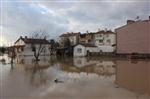 MERİÇ NEHRİ - Edirne’de Sel Suları Karaağaç Mahallesi’ne Ulaştı