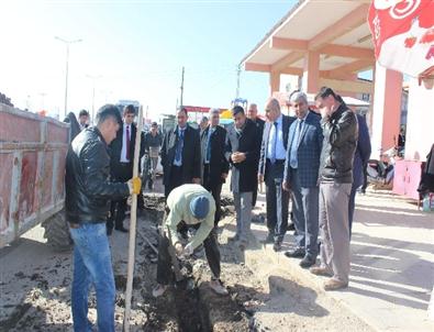 İzgaralar İle Rögarlar Temizleniyor