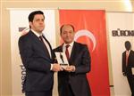 ÖMER FARUK İLHAN - Bitlis Vali Yardımcısı İlhan’a 'Yılın Bürokratı” Ödülü
