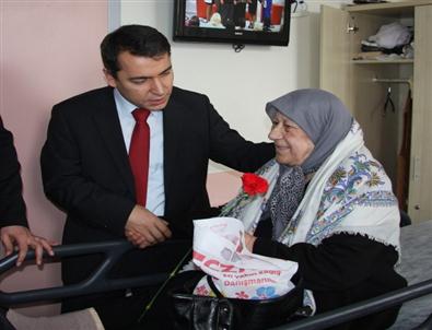 Kanser Hastalarına Moral Ziyareti